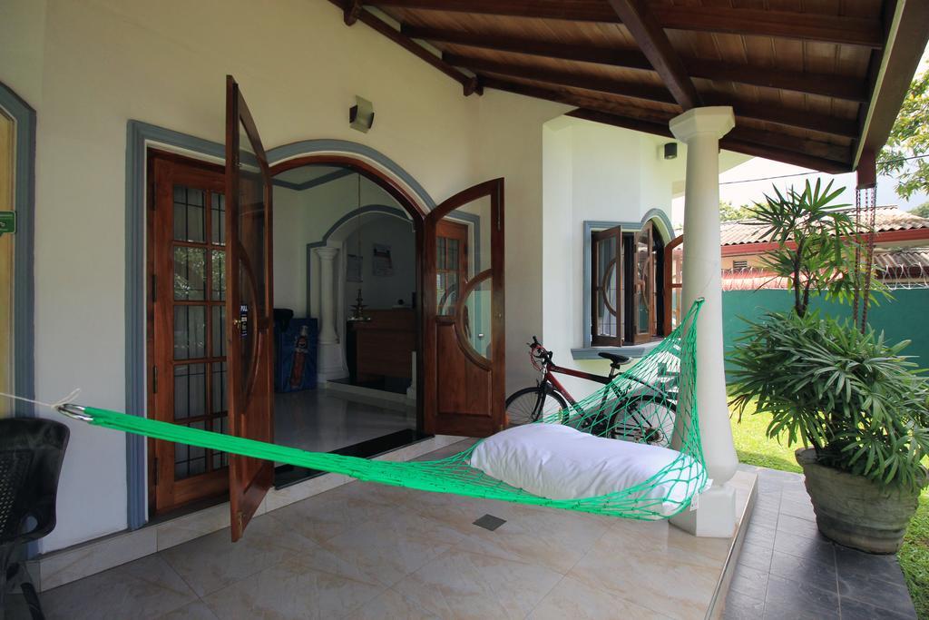 Flipflop Hostel Negombo Kültér fotó