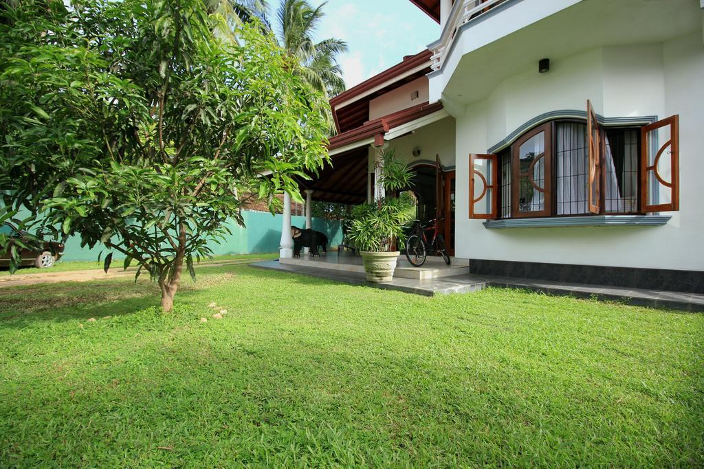 Flipflop Hostel Negombo Kültér fotó