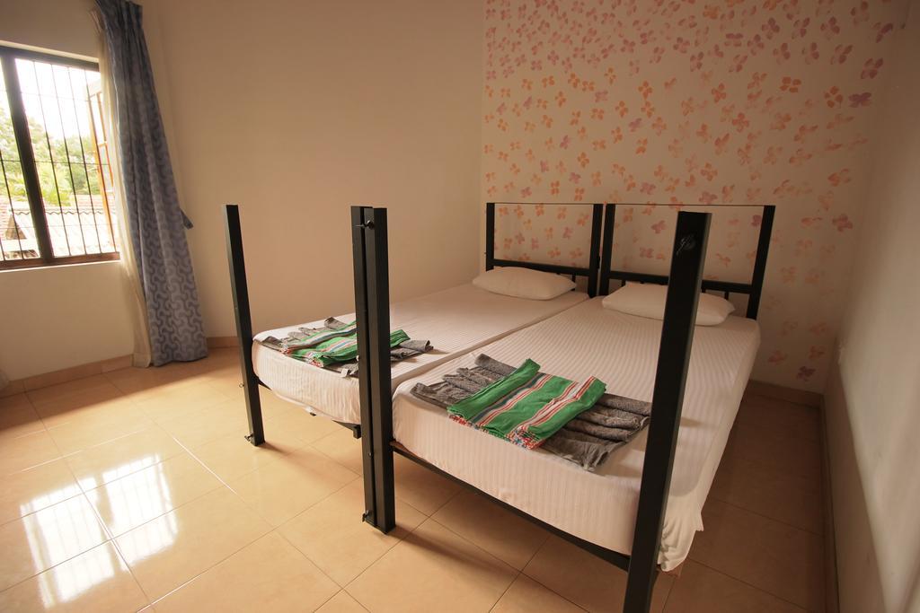 Flipflop Hostel Negombo Kültér fotó