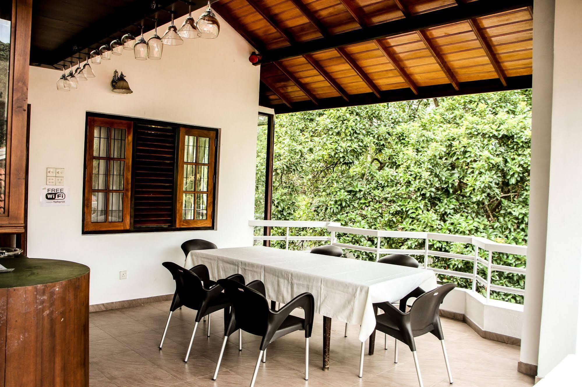 Flipflop Hostel Negombo Kültér fotó